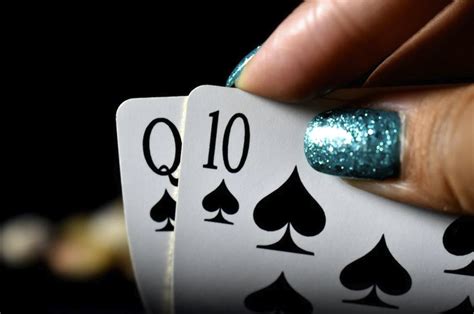 When to Fold, Call, or Raise in Poker (Top Tips) .